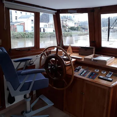 Sir Lancelot Hotel en barco Thuin
